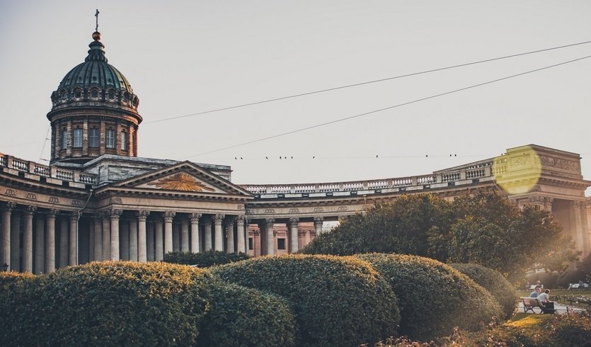 Обзорная экскурсия со Смольным собором от 1000 руб.