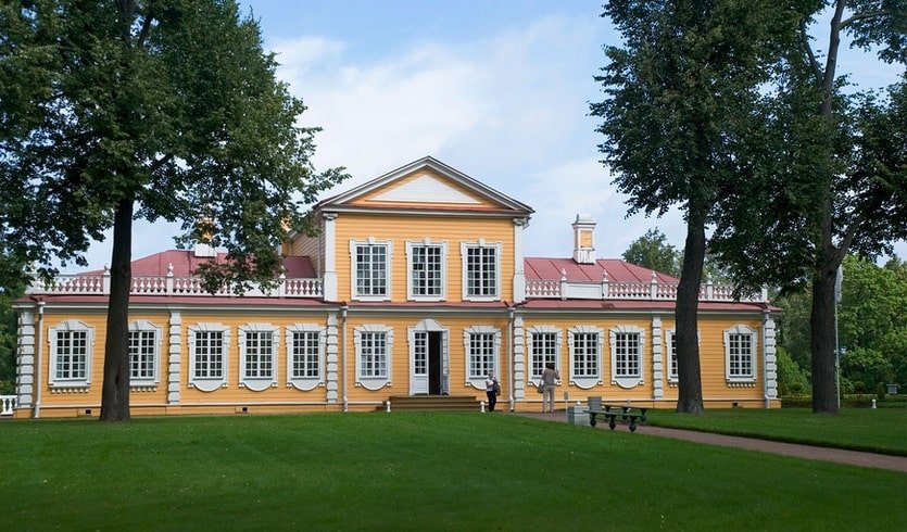 Путешествия и игры в жизни русского двора (Дворец Петра I в Стрельне) (для школьных групп) – экскурсии и программы для детей от 470 рублей