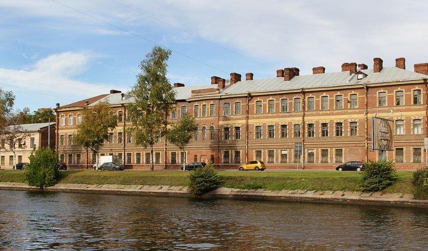 По Ждановской набережной в Колтовскую слободу – пешеходные экскурсии для заказных групп от 320 рублей