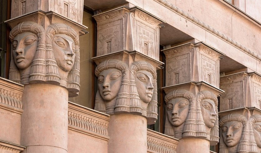 Дворы и дворцы Литейной стороны (для групп) – пешеходные экскурсии для заказных групп от 245 рублей