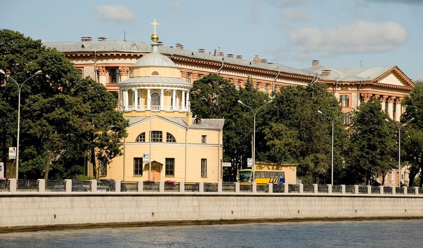 На городских окраинах: Приморский район – автобусные экскурсии для организованных групп 