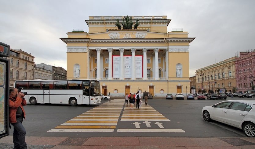 Островский и театр (Музей театрального искусства) – интерьерные экскурсии для заказных групп от 530 рублей