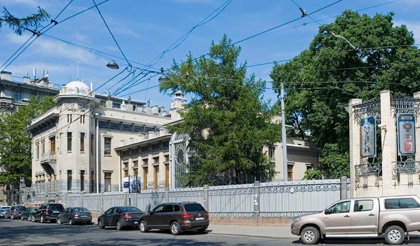 Революционный Петербург – тематические автобусные экскурсии 