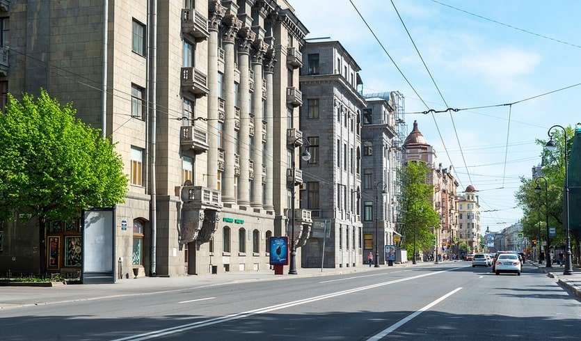 Старый знакомый Каменноостровский. С посещением Музея веера – интерьерные экскурсии для заказных групп