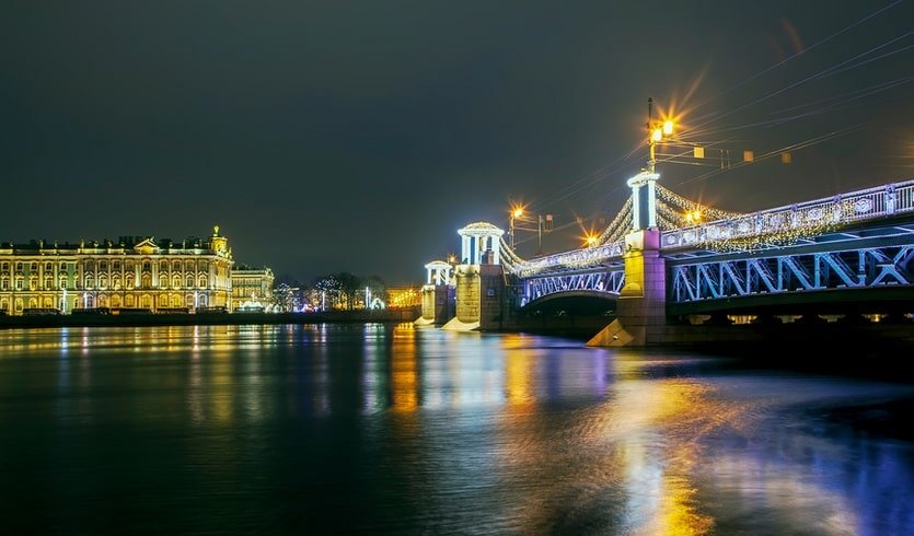 Дворцовый мост – автобусные экскурсии от 780 рублей