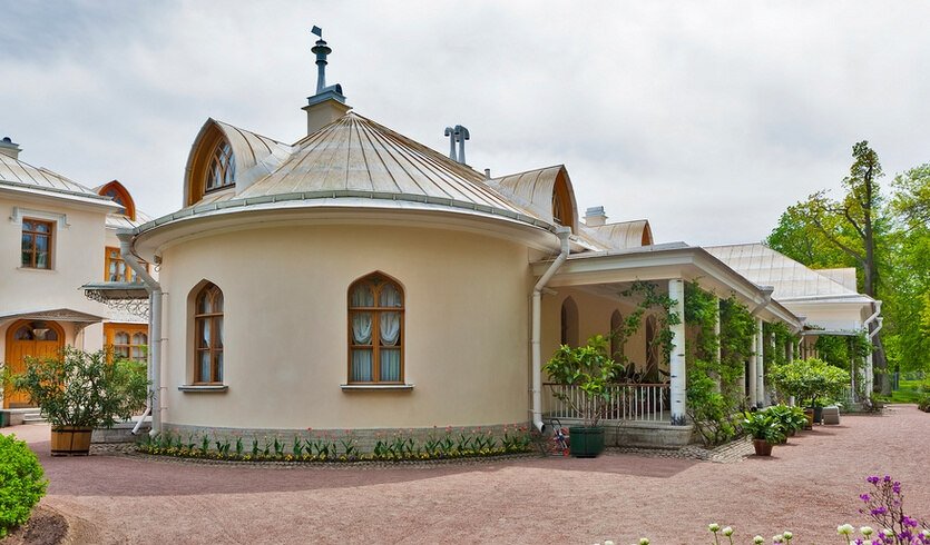 Истории любви Российских императоров (для групп) – автобусные экскурсии для организованных групп от 2050 рублей