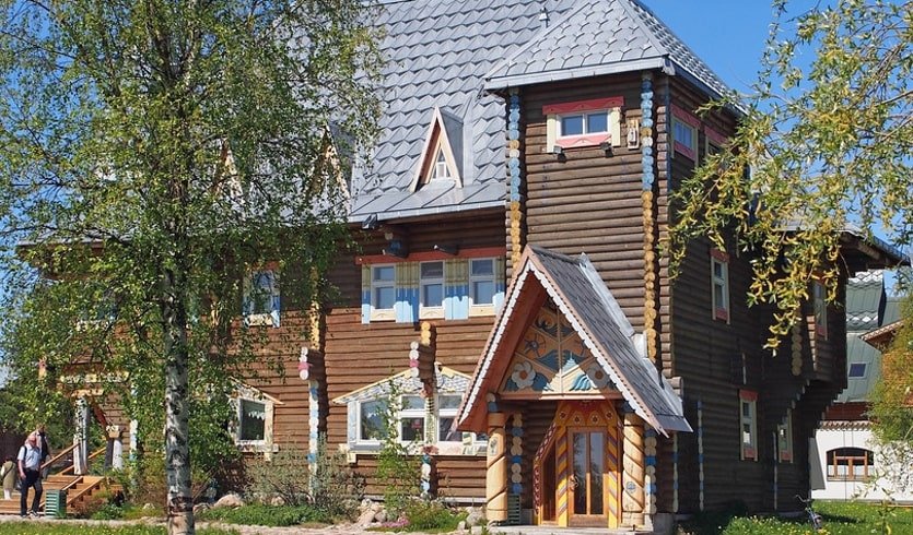 Русский стилизованный под старину дом (магазин) – тур по Северо-Западу от 2950 рублей Русский стилизованный под старину дом (магазин) – тур по Северо-Западу от 2950 рублей