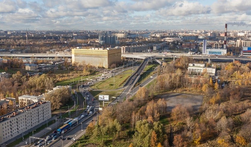         Русский Манчестер на берегах Невы    