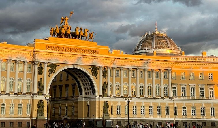 Архитектурные стили Петербурга — фото № 1 — Прогулки / Юшина Е. Архитектурные стили Петербурга — автобусная экскурсия