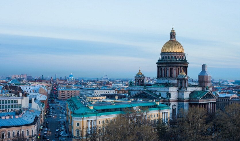 Вид на Гороховую улицу и Исаакиевский собор — Индивидуальные экскурсии в Санкт-Петербурге от 690 рублей