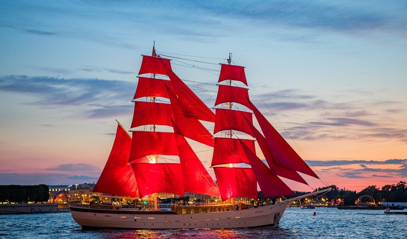 Автобусная ночная экскурсия на Алые паруса — автобусная экскурсия