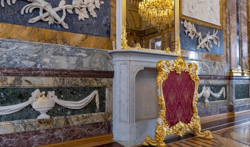 Интерьер Мраморного дворца – экскурсии и программы для детей от 2300 рублей