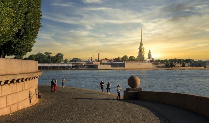 Адмиралтейская перспектива – фото №4 – Photo by Roman Savchenko on Unsplash Адмиралтейская перспектива – Пешеходные экскурсии