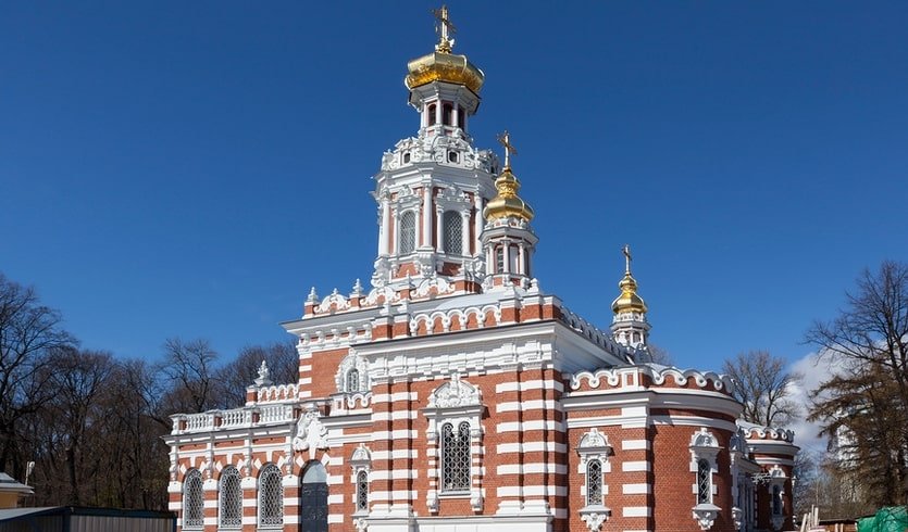 Смоленское православное кладбище (для групп) – пешеходные экскурсии для заказных групп от 290 рублей