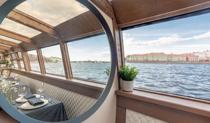 Теплоход «Антверпен» – аренда теплохода от 6000 рублей Теплоход «Антверпен» – аренда теплохода от 6000 рублей