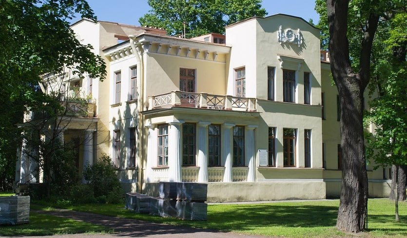 Дом Бехтерева – пешеходные экскурсии от 780 рублей Дом Бехтерева – пешеходные экскурсии от 780 рублей