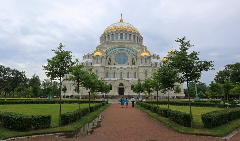 Петергоф и Кронштадт - Индивидуальные (VIP) экскурсии и туры от 3600 рублей