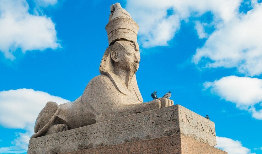 Мистический Петербург с посещением аптеки загадочного алхимика – автобусные экскурсии для организованных групп от 850 рублей