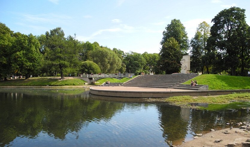 Санкт-Петербург. Таврический сад. Большой пруд – сборные экскурсии для школьников в Санкт-Петербурге