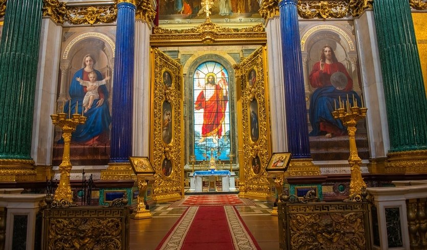 Интерьер Исаакиевского собора – Сборные туры в Санкт-Петербург от 11500 рублей Интерьер Исаакиевского собора – Сборные туры в Санкт-Петербург от 11500 рублей