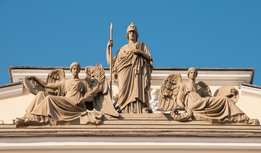 Скульптурная композиция «Афина – покровительница искусств и ремесел» – интерьерные экскурсии от 1400 рублей