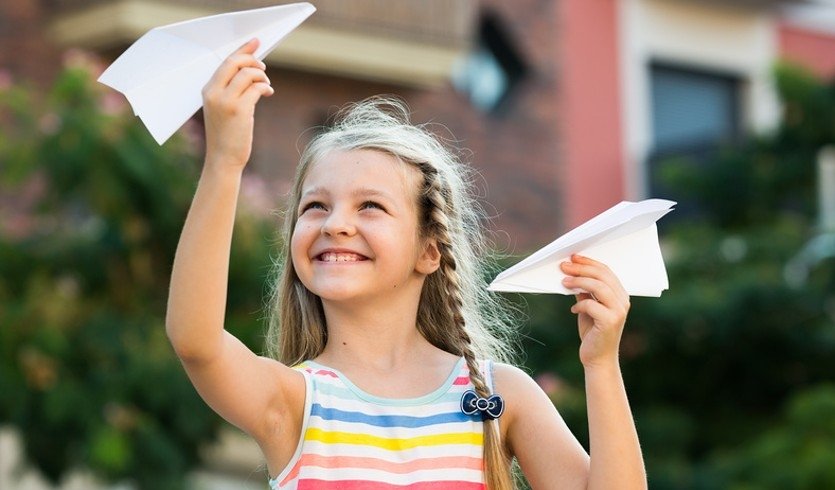 Девочка играет – сборные экскурсии, мастер-классы, квесты для школьников в Санкт-Петербурге от 750 рублей Девочка играет – сборные экскурсии, мастер-классы, квесты для школьников в Санкт-Петербурге от 750 рублей