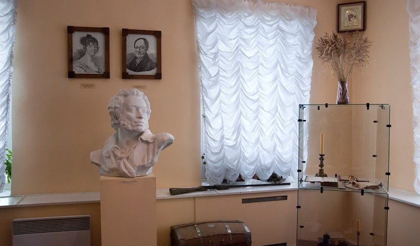 Усадьбы Гатчинского района — автобусные экскурсии от 1150 руб.