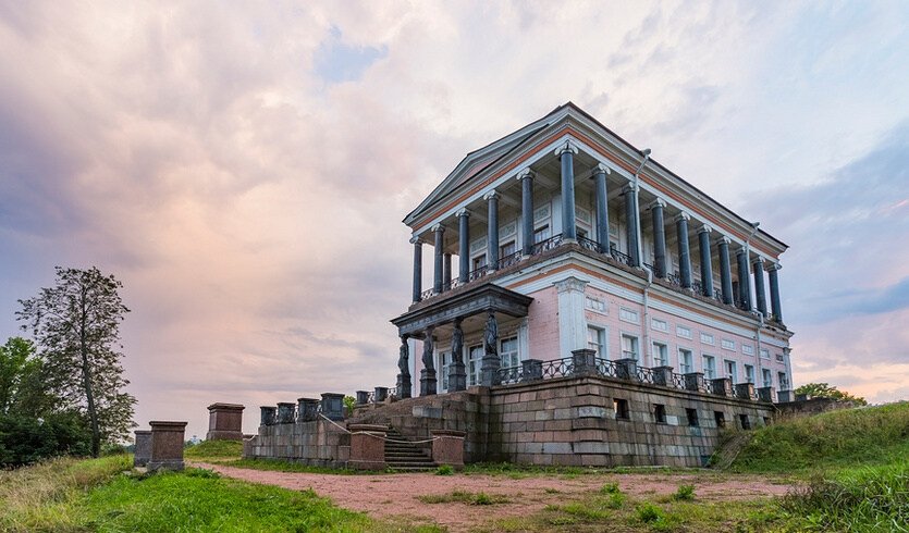 Истории любви Российских императоров (для групп) – автобусные экскурсии для организованных групп от 2050 рублей