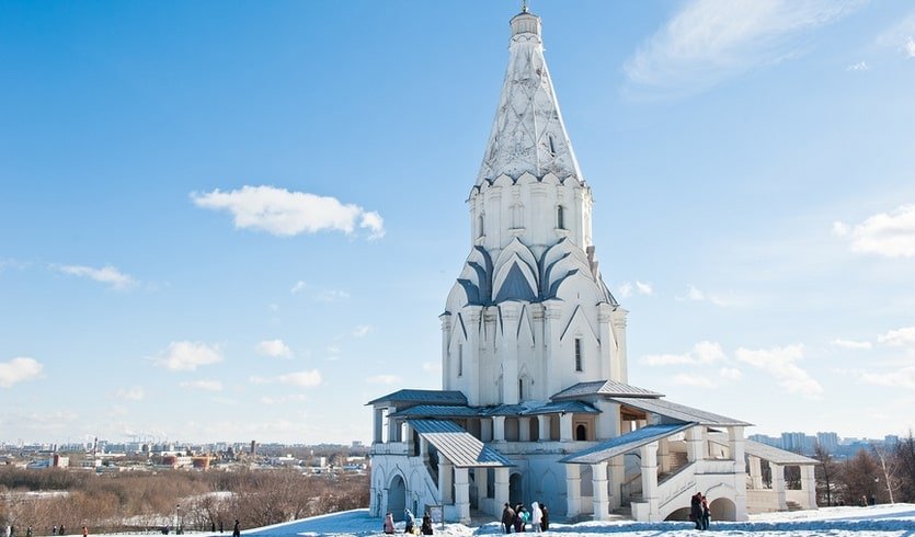 Вид на Церковь Вознесения Господня в Коломенском – туры в Москву от 11900 рублей