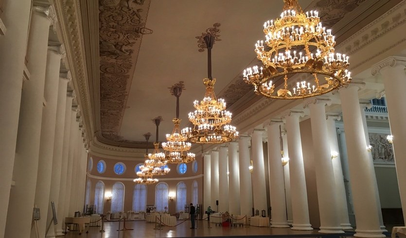 Зал Таврического дворца – экскурсии и программы для детей от 1800 рублей