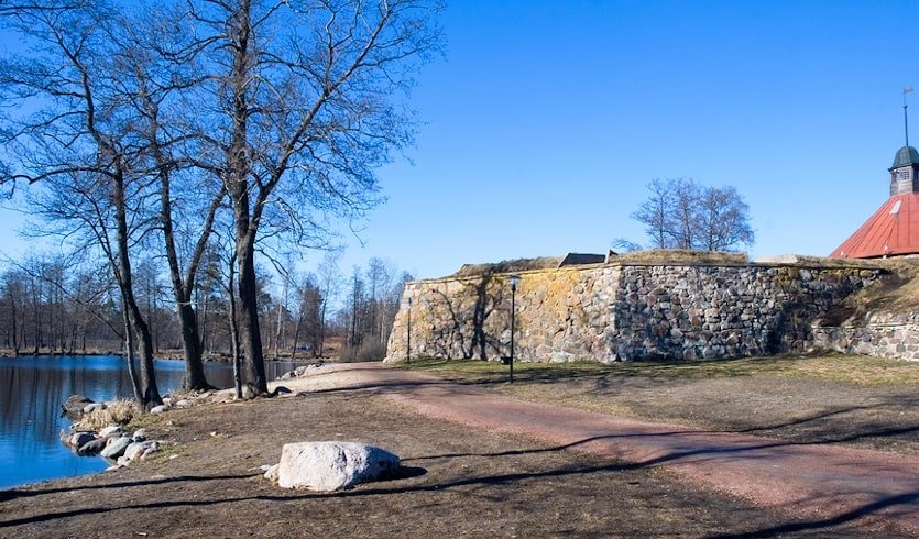 Крепость Корела и Приозерск — автобусные экскурсии от 1600 руб.