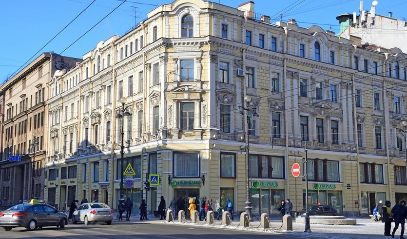 Здание бывшего «Английский магазина» – автобусные экскурсии от 1700 рублей