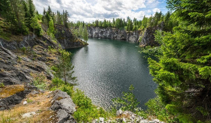 7 чудес Карелии на Ласточке и ретропоезде – фото №3 – Фотобанк Лори / Юлия Белоусова 7 чудес Карелии на Ласточке и ретропоезде – туры в Карелию от 7150 рублей