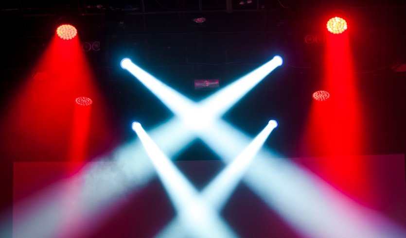 Освещение сцены – Экскурсии в музеи и общественные учреждения от 1180 рублей