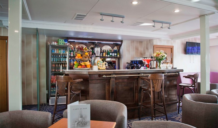 Бар «Диагональ» Бар «Диагональ»