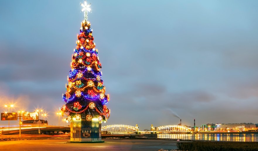 Рождественские Ужин-Круизы по Неве от 3900 рублей