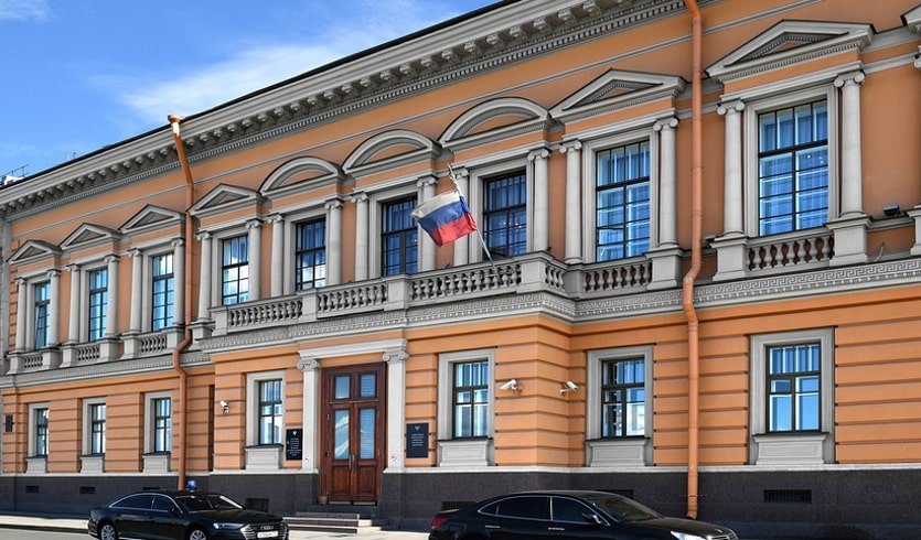 Английская набережная – пешеходные экскурсии Английская набережная – пешеходные экскурсии