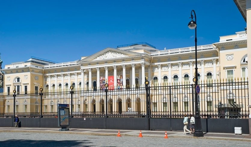 Золотой треугольник Петербурга – пешеходные экскурсии для заказных групп от 290 рублей