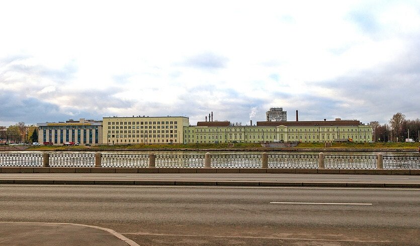 Тайна белого золота (Императорский Фарфоровый Завод) (для групп) — Интерьерные