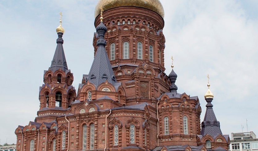 От станции метро Нарвская до площади Репина через Гутуевский остров – пешеходные экскурсии для заказных групп от 370 рублей