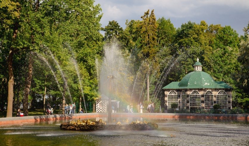 Петергоф — экскурсия для школьников от 27300 рублей