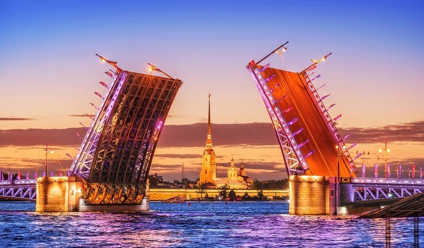 Петропавловская крепость и Дворцовый мост – водные обзорные от 1500 рублей