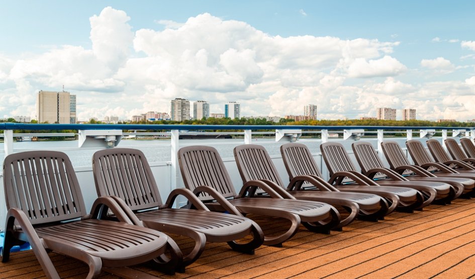 Солярий на солнечной палубе Солярий на солнечной палубе