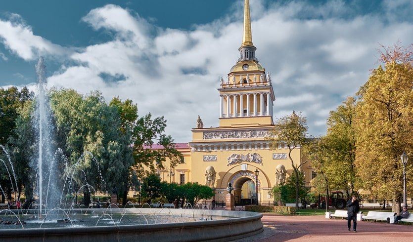 Главные площади Петербурга (для школьников) – экскурсии и программы для детей от 240 рублей
