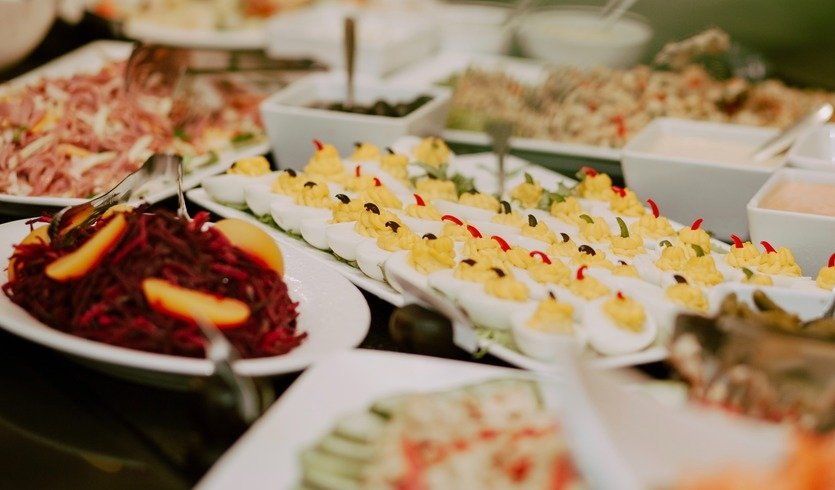 Фуршет — Выпускные вечера для 9 класса от 5850 рублей