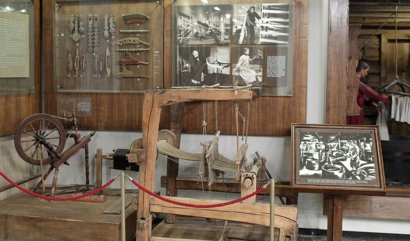 Этнографический музей – сборные экскурсии для школьников в Санкт-Петербурге от 750 рублей Этнографический музей – сборные экскурсии для школьников в Санкт-Петербурге от 750 рублей