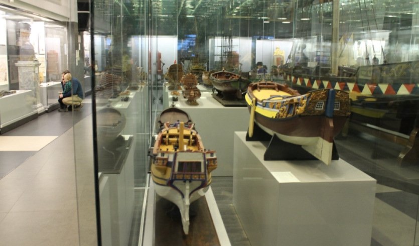 Центральный военно-морской музей – сборные экскурсии для школьников в Санкт-Петербурге