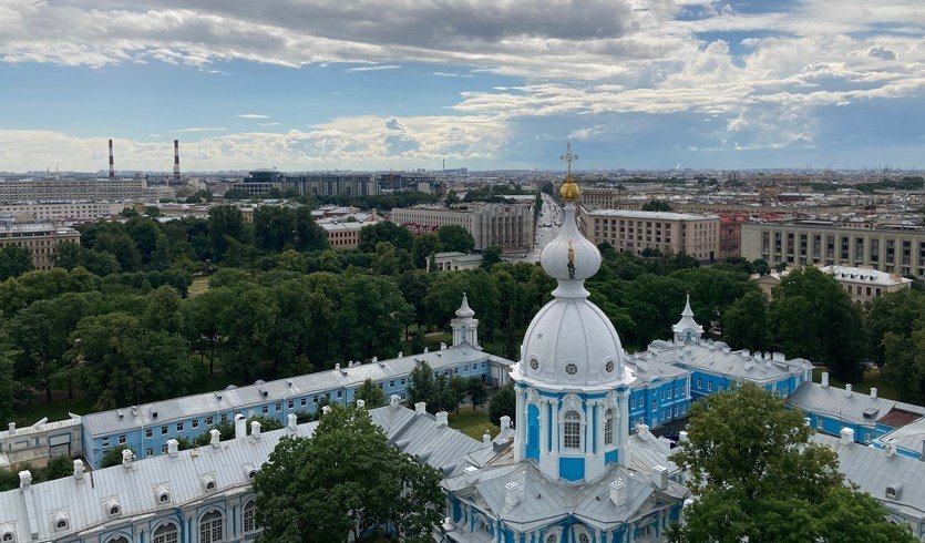 Вид со Смольного собора — Экскурсии и программы для детей от 240 рублей