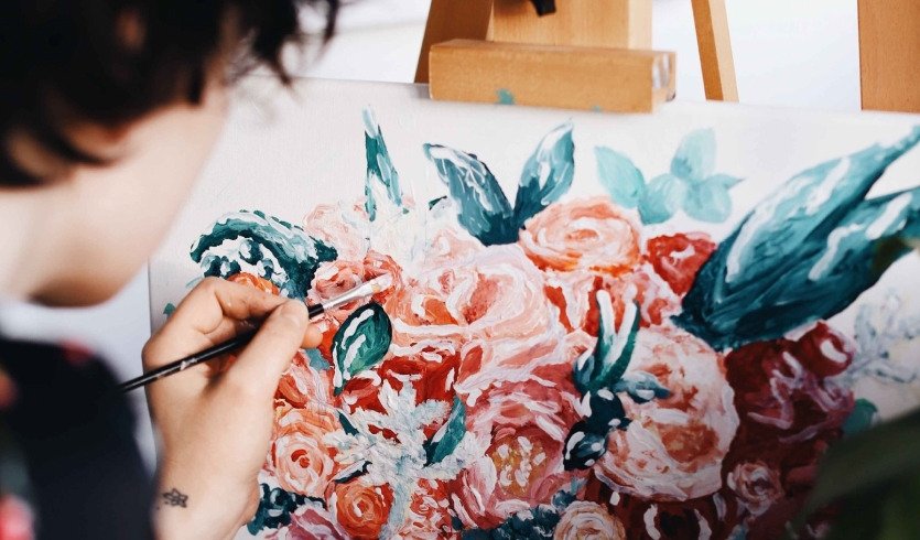 Девушка рисует – сборные экскурсии для школьников в Санкт-Петербурге Девушка рисует – сборные экскурсии для школьников в Санкт-Петербурге