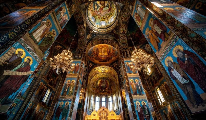 Симфония белых ночей — Фото № 5 — Photo by Rod Long on Unsplash Симфония белых ночей — Индивидуальные туры в Петербург от 20400 руб.